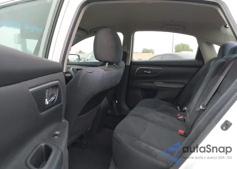 2015 Nissan Altima 2.5 S from USA, damaged, VIN 1N4AL3AP5FC452029